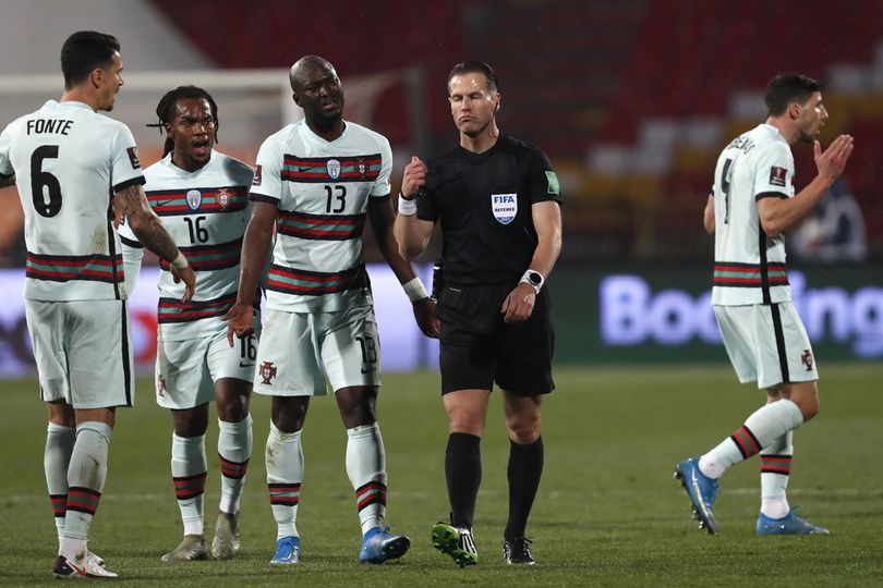 Bikin Blunder Fatal, Wasit Laga Serbia vs Portugal Akhirnya Minta Maaf