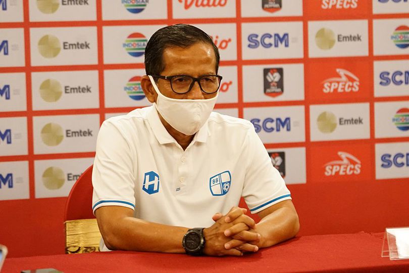 Djadjang Nurdjaman Menatap Optimistis Laga Kontra Persija Jakarta