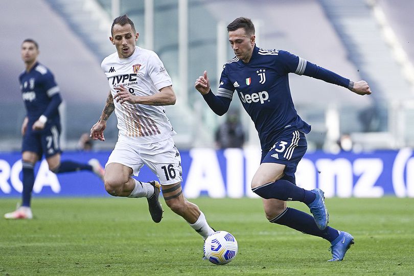 Federico Bernardeschi Jadi Korban Pertama Revolusi Juventus?