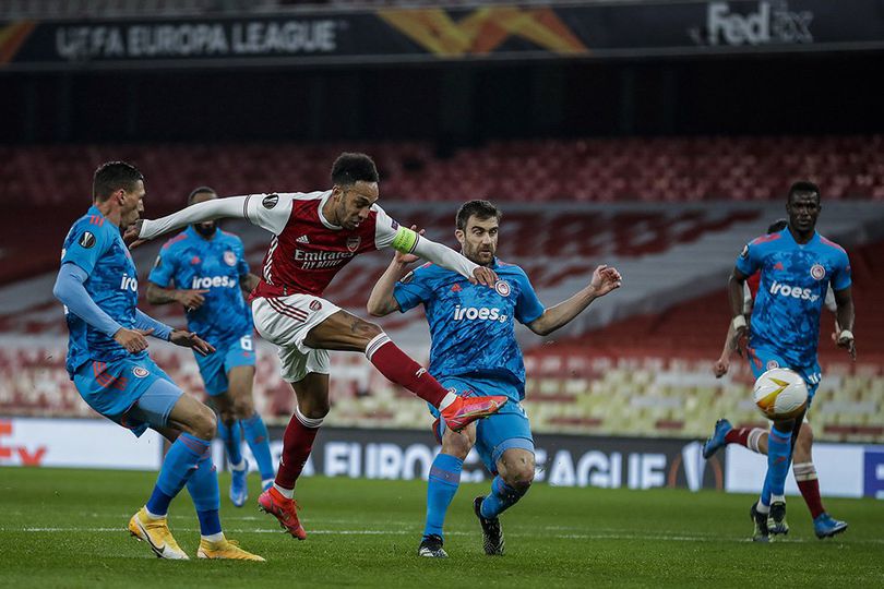 Kalah Tapi Tetap Lolos, Suara Fans: Arsenal Hobinya Bikin Susah Diri Sendiri