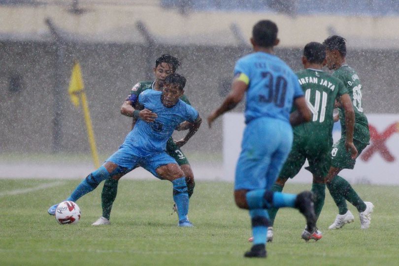 Melvyn Lorenzen Gabung Latihan, Ini Harapan Manajemen Persela