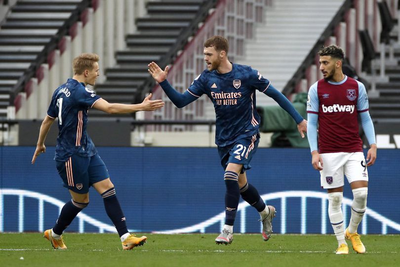 Memuji Ketenangan Martin Odegaard di Tengah Kepanikan Pemain Arsenal