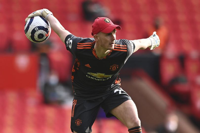 Kibarkan Bendera Putih, Dean Henderson Cabut dari Manchester United di Tahun 2022?