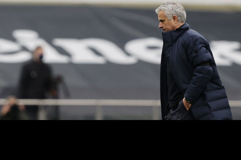 Resmi, Tottenham Pecat Jose Mourinho