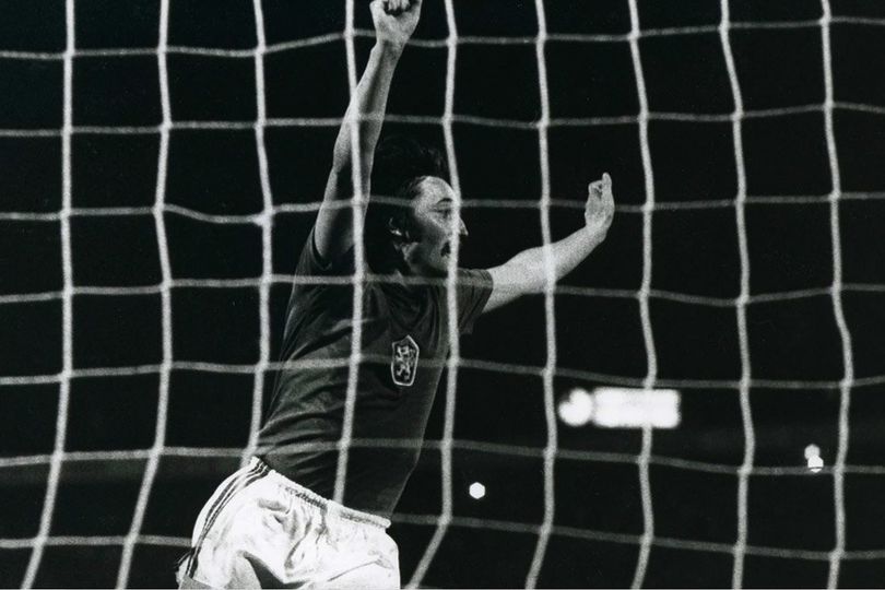 Video: Legenda Piala Eropa, Antonin Panenka dari Rep. Ceko