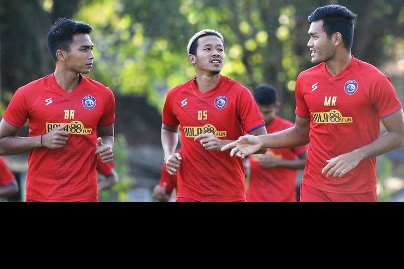 Batal Diperkenalkan, Legiun Asing Baru Arema FC Disebut Masih Bermasalah dengan Klub Lawas