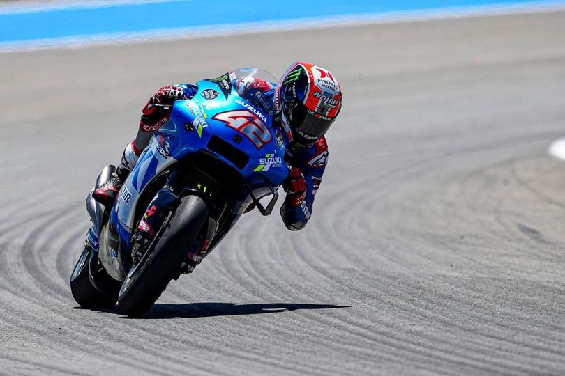 Cedera Bahu Alex Rins Kambuh Lagi Usai Kecelakaan di MotoGP Jerez