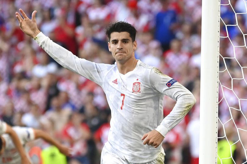 Drama 8 Gol dan Senyum Spanyol Drama 8 Gol dan Senyum Spanyol