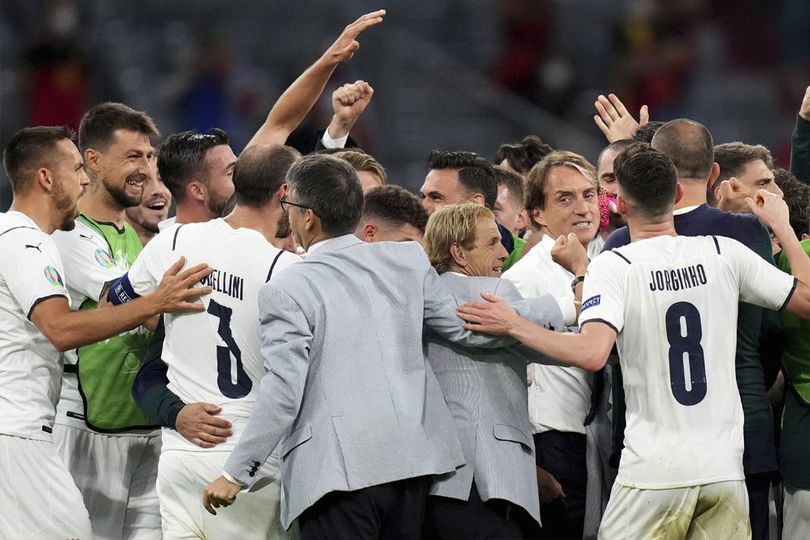 Euro 2020, Mourinho Beber Plus Minus Timnas Italia: Satu Lini Dinilai Melempem