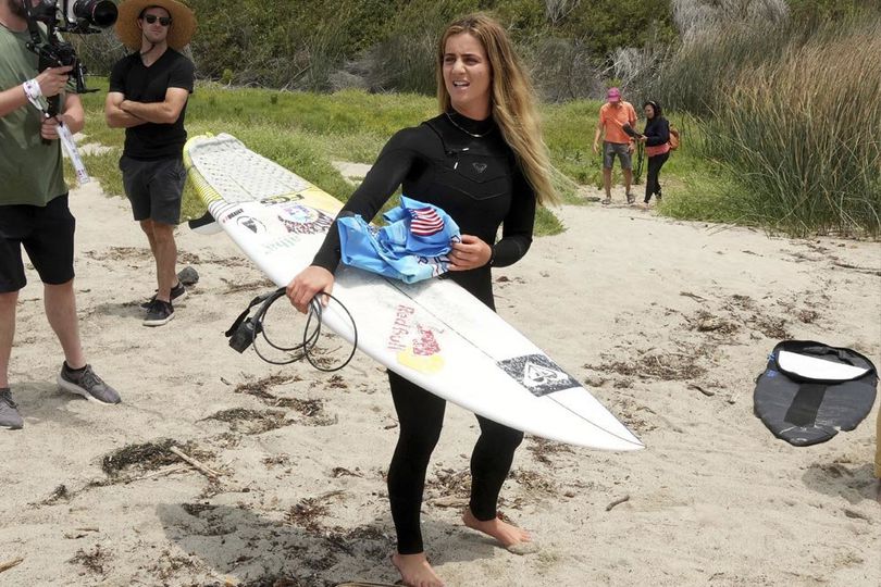 Mengenal Caroline Marks, Surfer Keren nan Cantik Jagoan AS di Olimpiade 2020