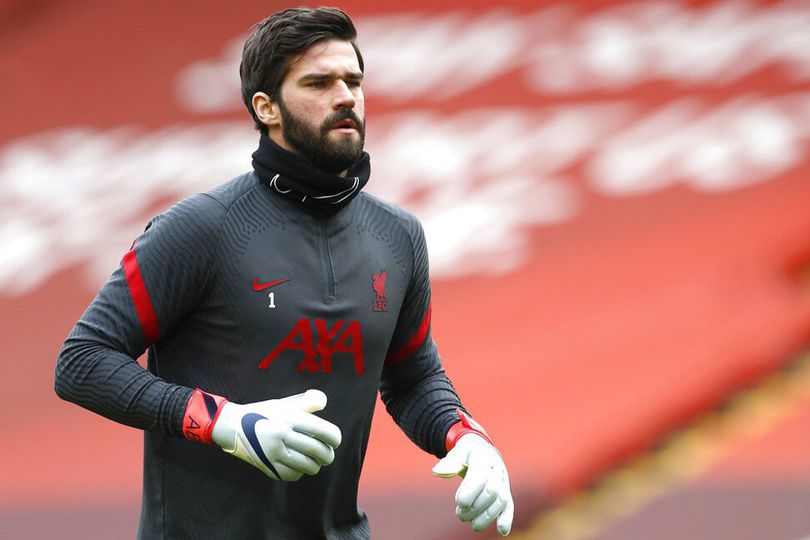 Alisson Bisa Jadi Kiper Terbaik Liverpool Sepanjang Masa, Apa Syaratnya?