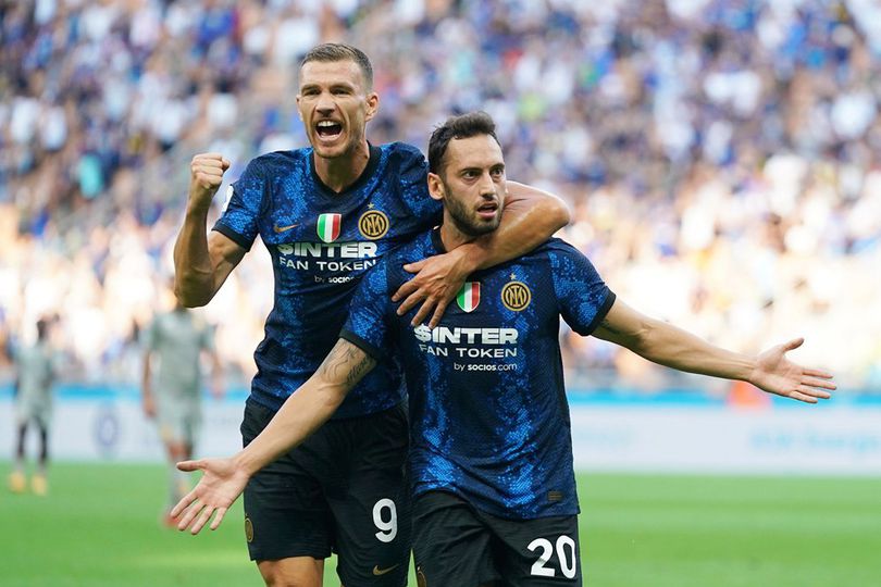 5 Pemain Inter yang Cetak gol di Laga Debut Sebelum Calhanoglu dan Dzeko