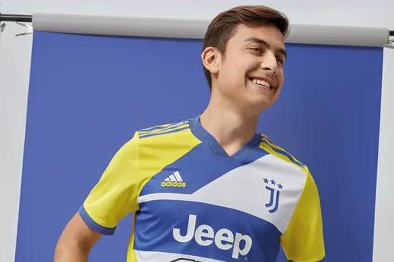 Juventus Rilis Jersey Ketiga 2021-22, Netizen: Parma? Kemaren Ormas Sekarang Member JKT48