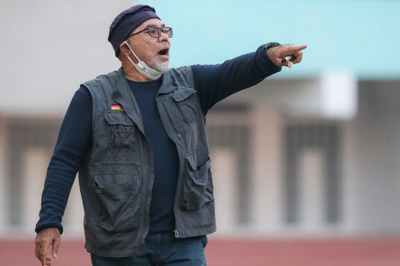 Iwan Setiawan Buka-bukaan Usai Persela Dihajar Persikabo 1973