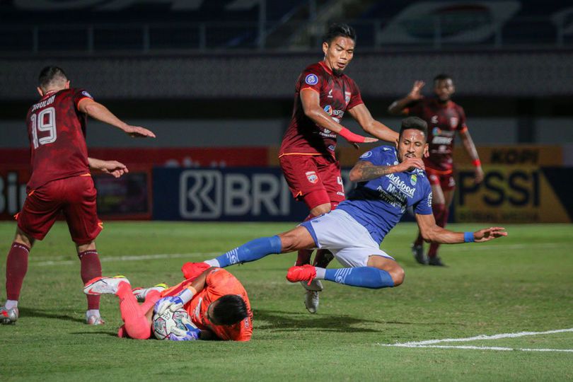 Hasil Pertandingan BRI Liga 1 2021-22: Persib Bandung 0-0 Borneo FC