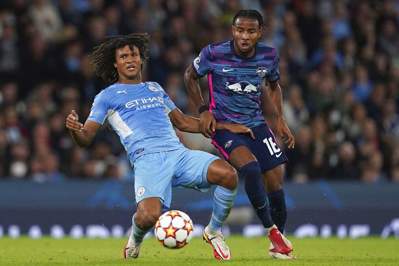 Sterling Sudah, Chelsea Bakal Rampok Satu Pemain Manchester City Lagi