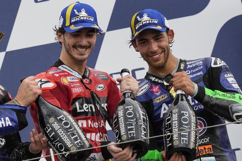 Pecco Bagnaia Prediksi Enea Bastianini Makin 'Seram' di MotoGP 2022 Meski Pakai GP21