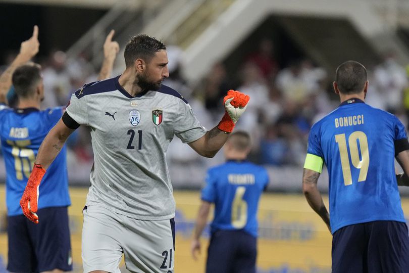 Panas! Kembali ke San Siro, Gianluigi Donnarumma Dapat Sambutan Tak Ramah dari Ultras AC Milan