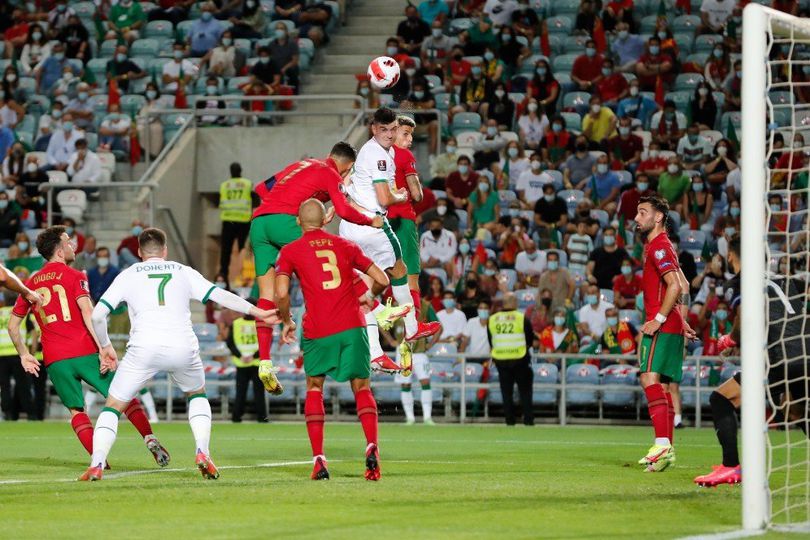 Man of the Match Portugal vs Republik Irlandia: John Egan