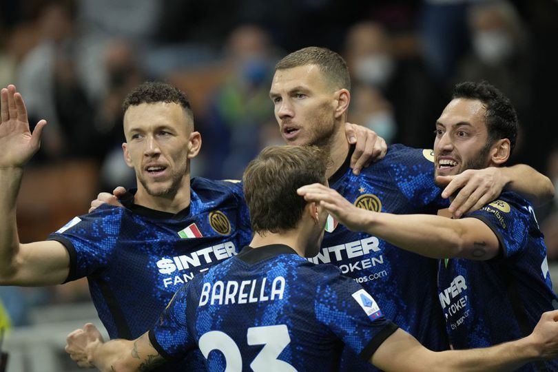 Babak Pertama Inter Milan vs Juventus, Gol Dzeko Jadi Pembeda