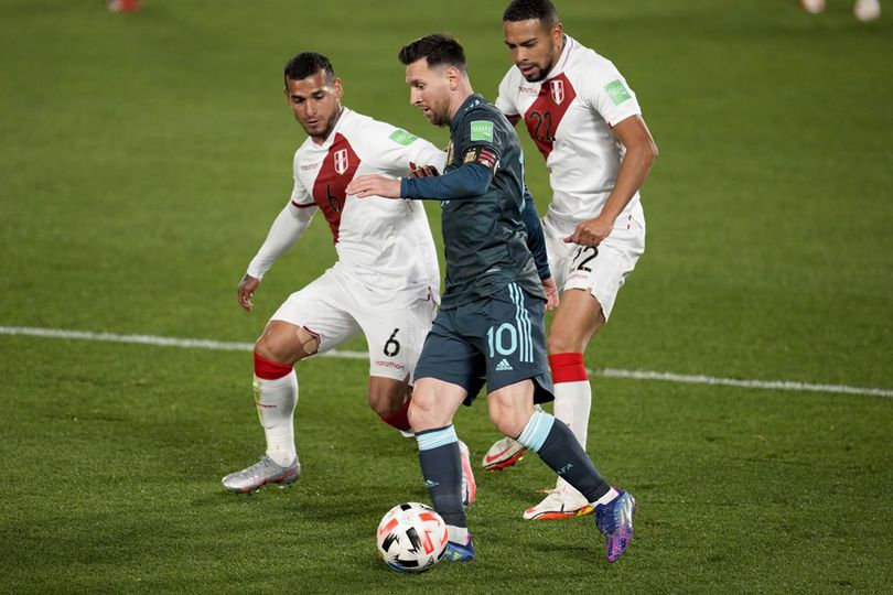 Merasa Terdzolimi Oleh Wasit Argentina vs Peru, Begini Curhatan Messi
