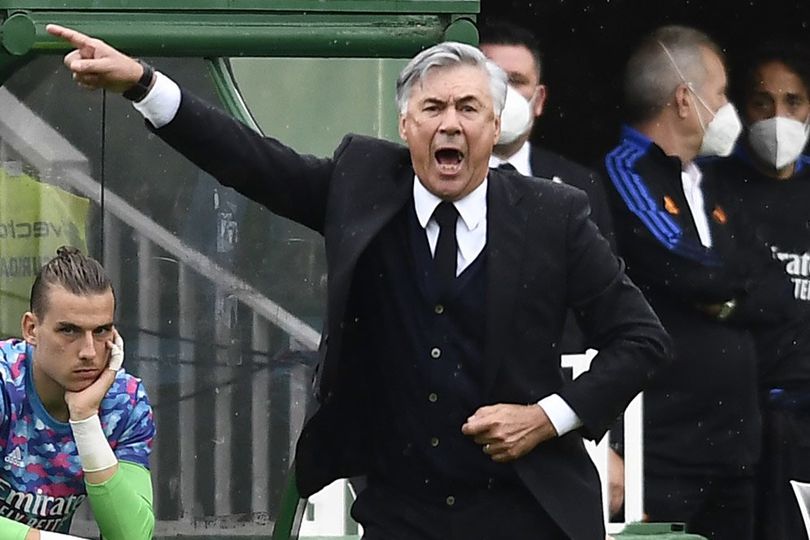 Kelas! Carlo Ancelotti Doakan Barcelona Segera Bangkit dari Keterpurukan