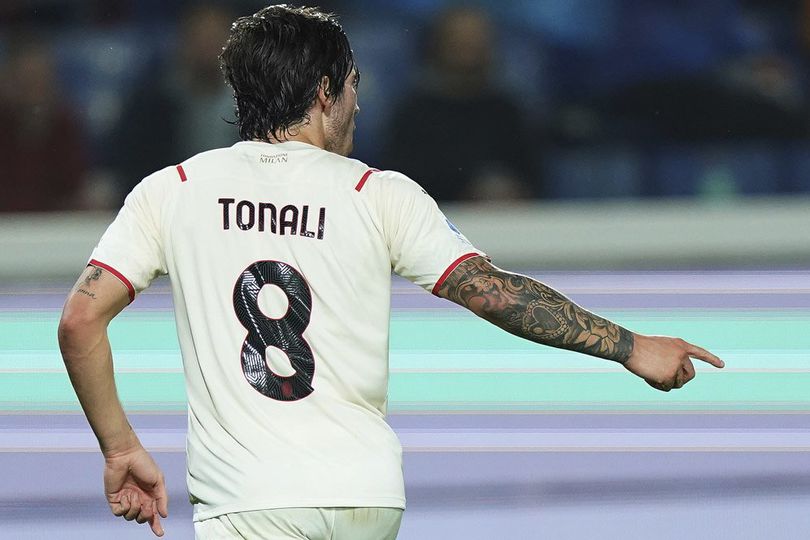 Sandro Tonali, Gelandang AC Milan Berjiwa Pirlo + Gattuso yang Tumbuh di Musim Kedua