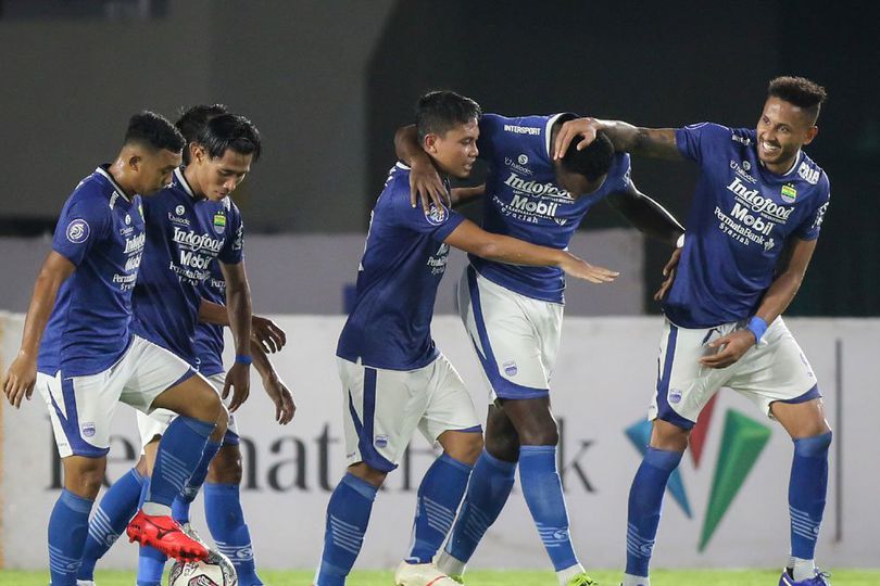 Hasil BRI Liga 1: Benamkan Persipura Jayapura, Persib Bandung Naik ke Puncak Klasemen