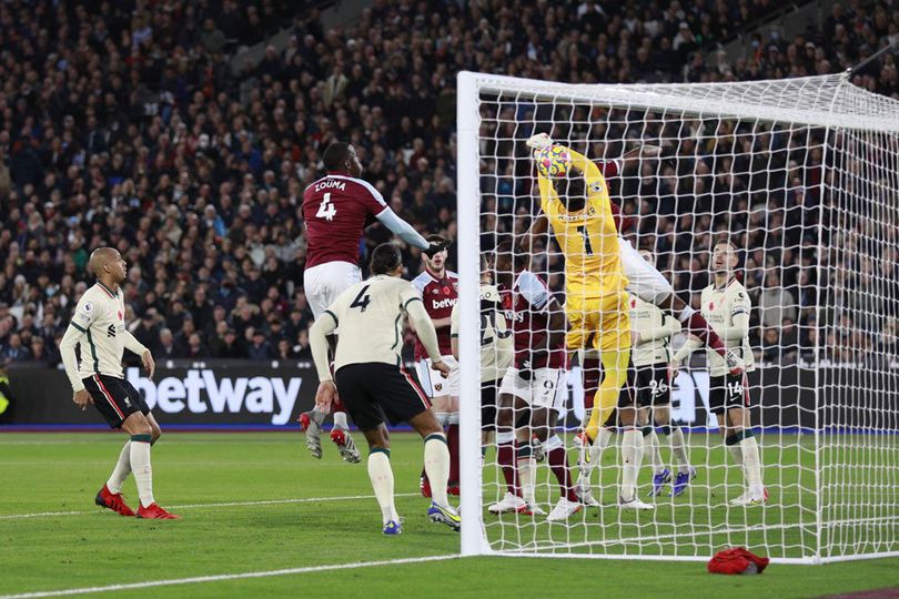 Van Dijk Kecam Wasit yang Sahkan Gol Pertama West Ham