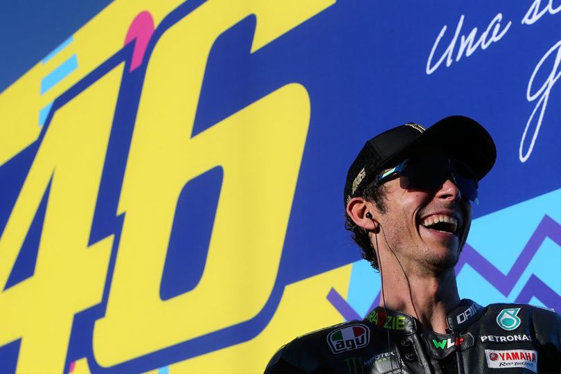 Bangga Minta Ampun, Valentino Rossi: Saya Finis di Antara 10 Rider Terbaik Dunia!