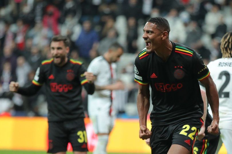 Hasil Liga Champions Besiktas 1-2 Ajax Amsterdam: Sebastien Haller Borong Dua Gol