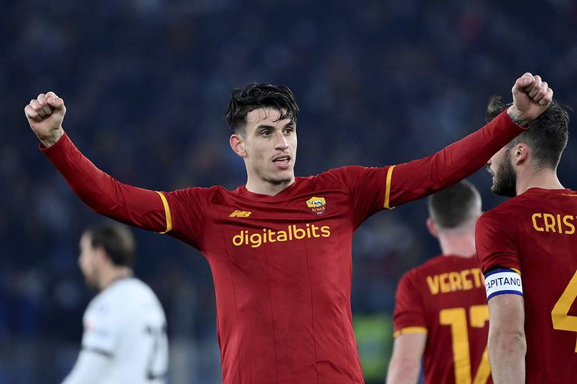 Masuk Daftar Jual, Bek Roma Ini Langsung Diincar AC Milan