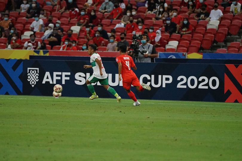 Singapura Imbangi Indonesia di Piala AFF 2020, Netizen: Wasit Kacau! Lawan Senggol Dikit Jatoh!