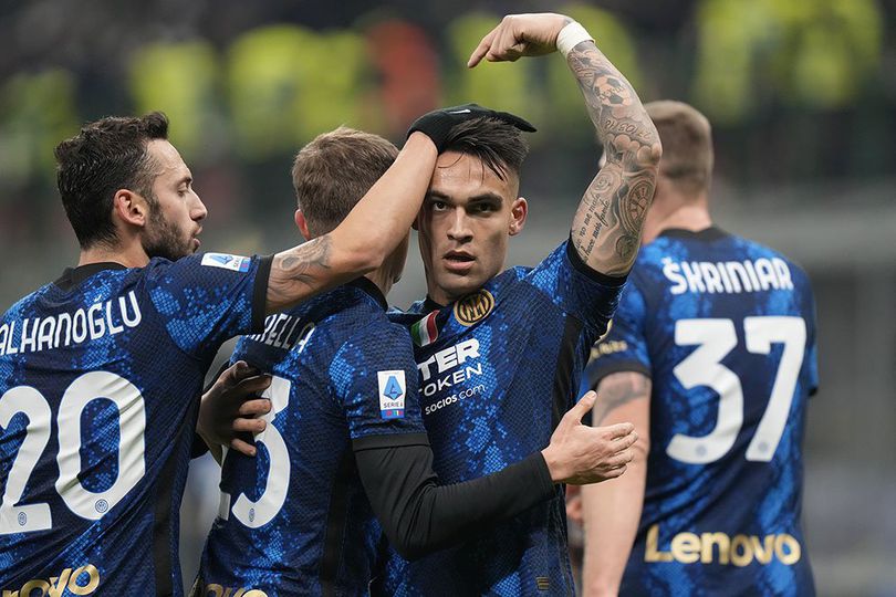 Inter Milan Nyaman di Puncak Klasemen, Juara Dua Bulan Lagi?