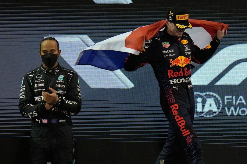 Max Verstappen: Lewis Hamilton Mengagumkan, Bikin Red Bull Nyaris Kewalahan