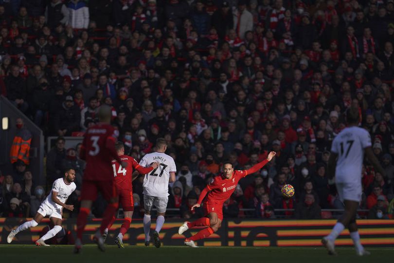 Tak Ada Salah dan Mane, Liverpool Masih Punya Van Dijk