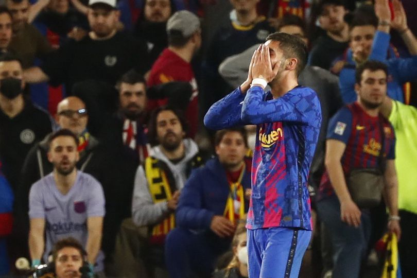 Barcelona 1-1 Napoli: Ferran Torres Menangis dan Kehilangan Logo Barcelona di Jersey!