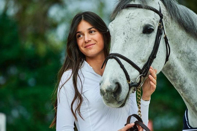 Potret Sira Martinez, Atlet Berkuda Cantik, Putri Luis Enrique, Pacar Ferran Torres