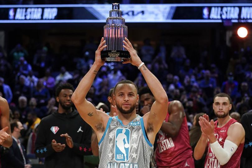 Aksi Stephen Curry di NBA All Star 2022, Raih Trofi Kobe Bryant Hingga Cetak Rekor Baru Aksi Stephen Curry di NBA All Star 2022, Raih Trofi Kobe Bryant Hingga Cetak Rekor Baru