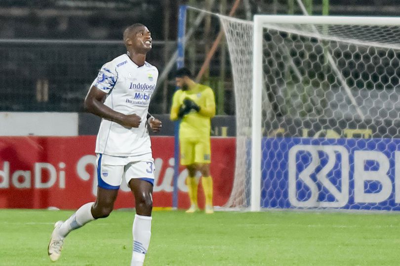 Hasil BRI Liga 1: Sikat Arema, Persib Makin Kokoh di Posisi Kedua & Pepet Bali United