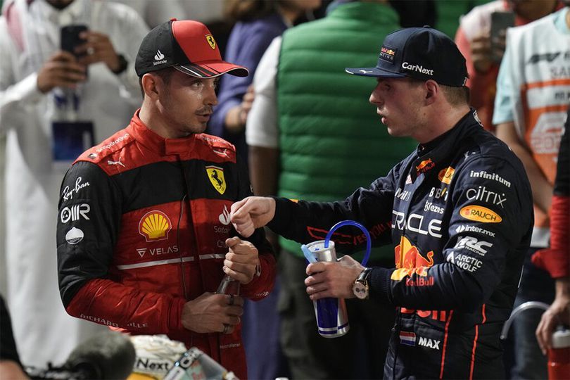 Max Verstappen Tekuk Charles Lecrec di 4 Lap Tersisa dalam Formula 1 GP Arab Saudi 2022 Max Verstappen Tekuk Charles Lecrec di 4 Lap Tersisa dalam Formula 1 GP Arab Saudi 2022