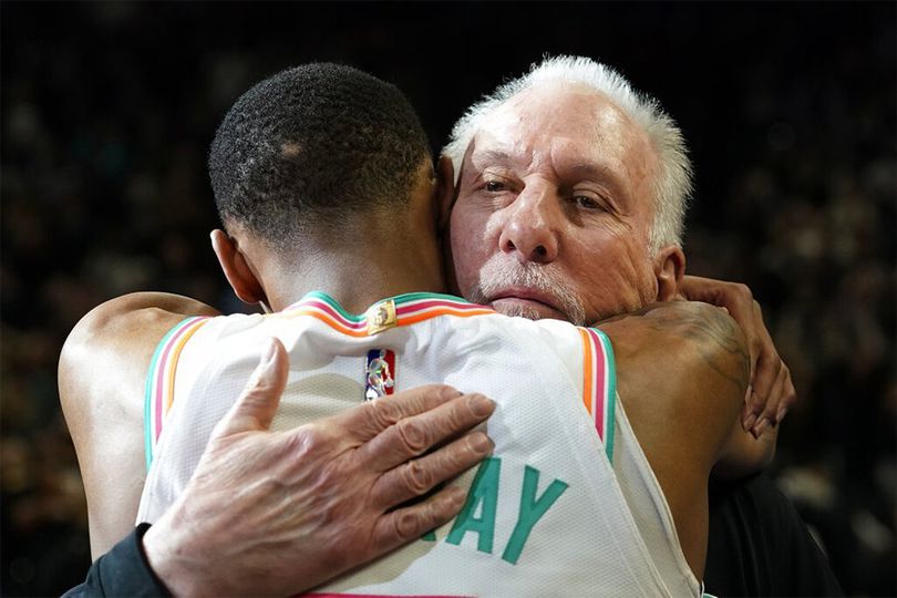 Kalahkan Gurunya, Gregg Popovich Catat Rekokr Baru Bersama San Antonio Spurs Kalahkan Gurunya, Gregg Popovich Catat Rekokr Baru Bersama San Antonio Spurs
