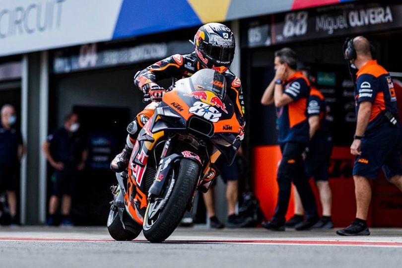 Miguel Oliveira Dedikasikan Kemenangan MotoGP Mandalika untuk Pegawai Hotel