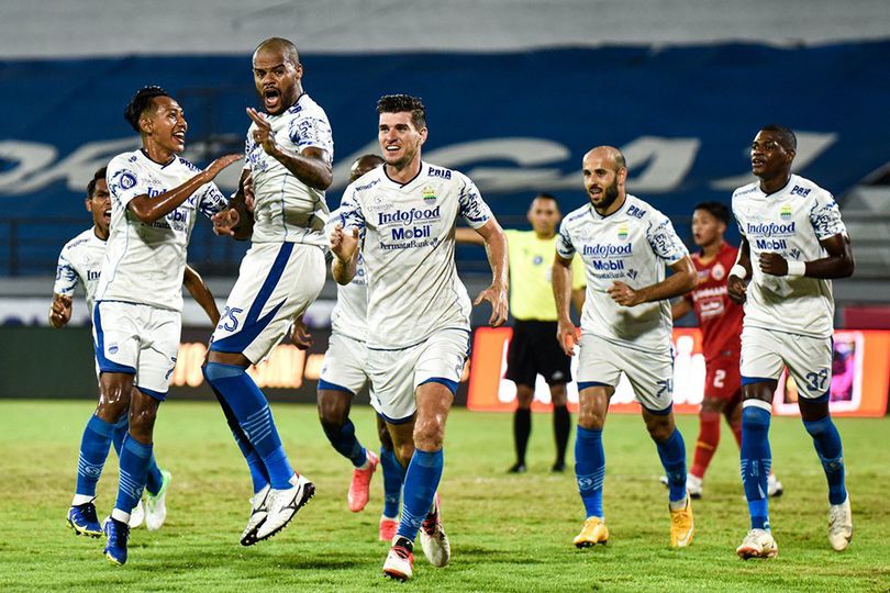 Persib Bandung Gulung Persija Jakarta di BRI Liga 1, David da Silva Cetak Brace Persib Bandung Gulung Persija Jakarta di BRI Liga 1, David da Silva Cetak Brace