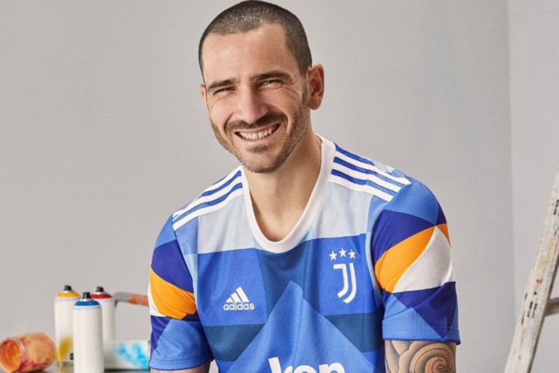 Juventus Rilis Jersey Keempat 2021-22, Bisa Buat Lebaran atau Nggak?
