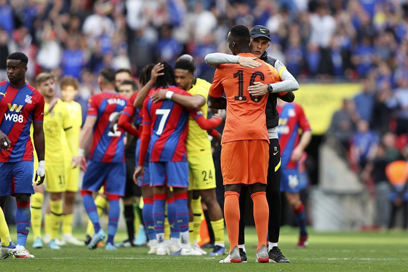 Aksi Hangat Thomas Tuchel, Peluk Pemainnya usai Singkirkan Crystal Palace di Semifinal FA Cup Aksi Hangat Thomas Tuchel, Peluk Pemainnya usai Singkirkan Crystal Palace di Semifinal FA Cup