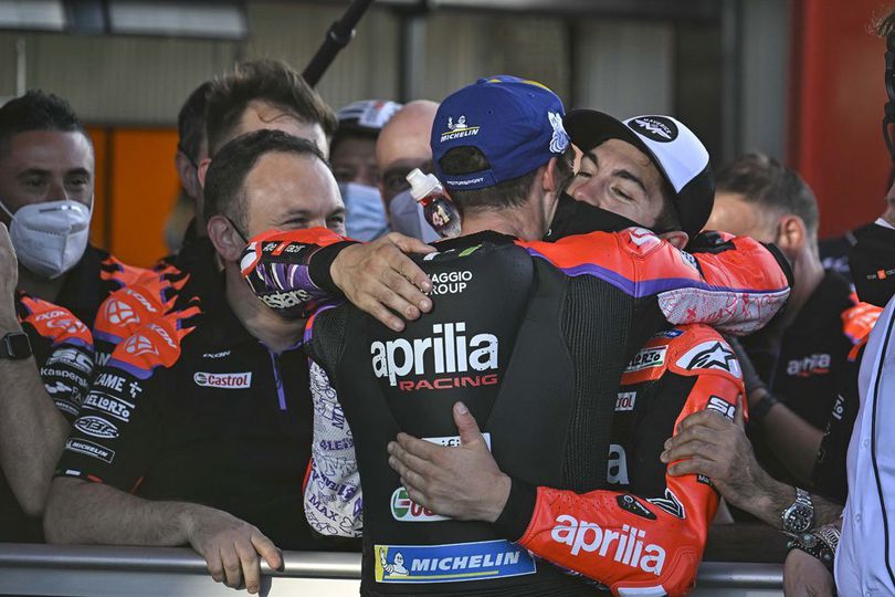 Maverick Vinales: Semoga Aleix Espargaro Menang Lagi, Buktikan Aprilia Tangguh