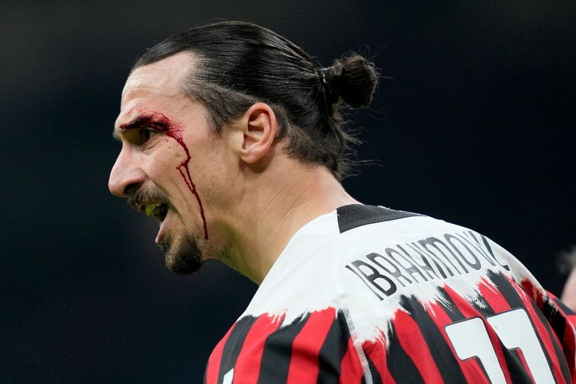 Zlatan Ibrahimovic Jenguk Mino Raiola yang Tengah Kritis di Rumah Sakit Milan