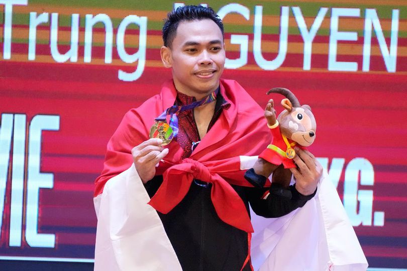Eko Yuli Irawan Rebut Emas Angkat Besi SEA Games 2021