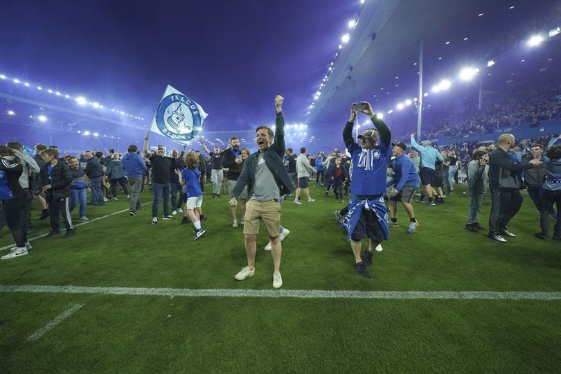 Everton Bertahan di Premier League dan Fans Serbu Lapangan, Frank Lampard: Mereka Luar Biasa!